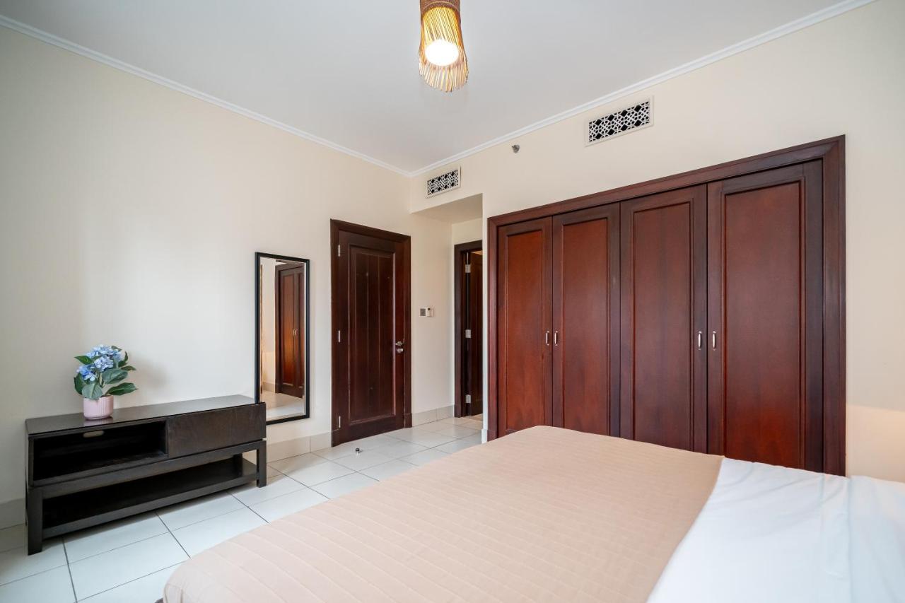 דובאי Higuests - Spacious Apt With Private Balcony In Old Town מראה חיצוני תמונה