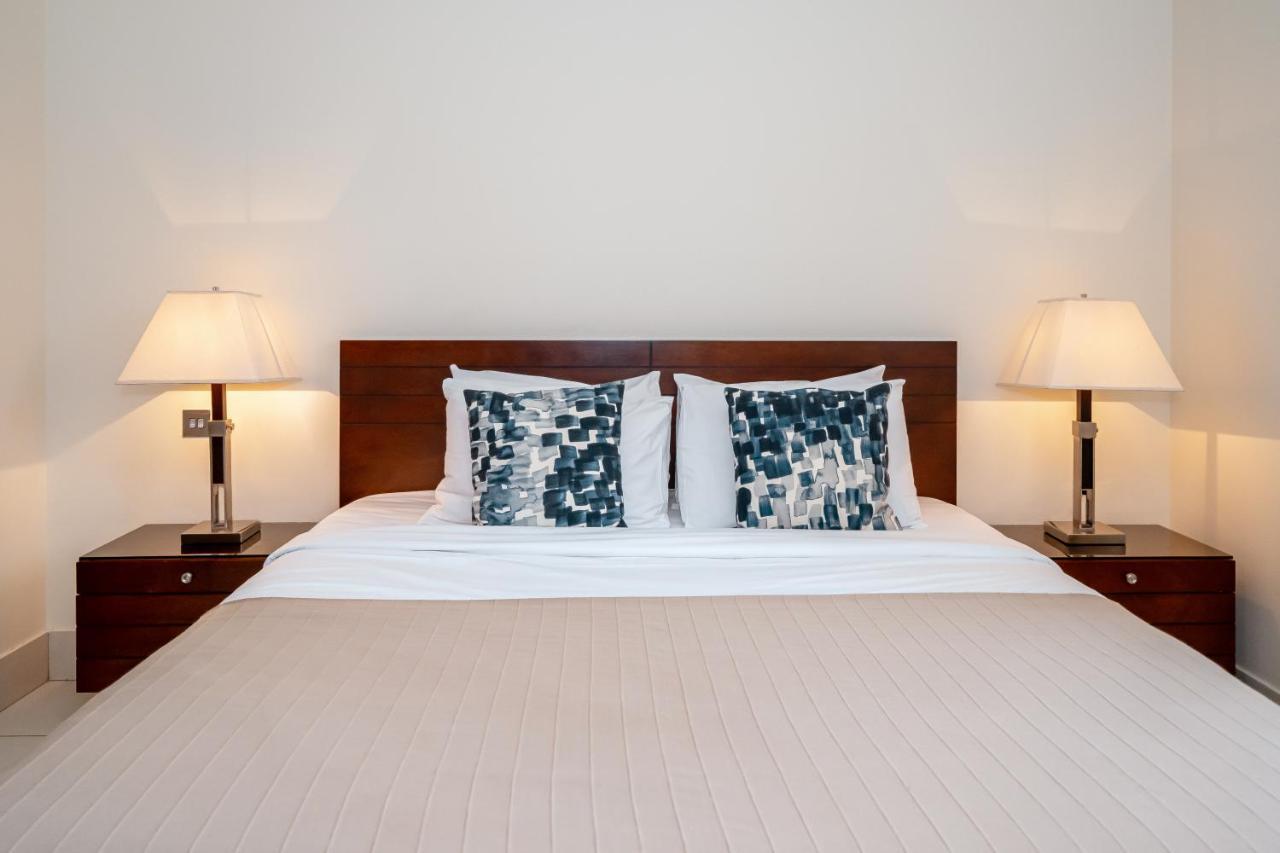 דובאי Higuests - Spacious Apt With Private Balcony In Old Town מראה חיצוני תמונה